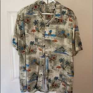 Batick Bay Short sleeve button up